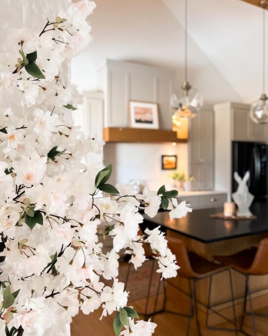 Spring Decor Must- Haves