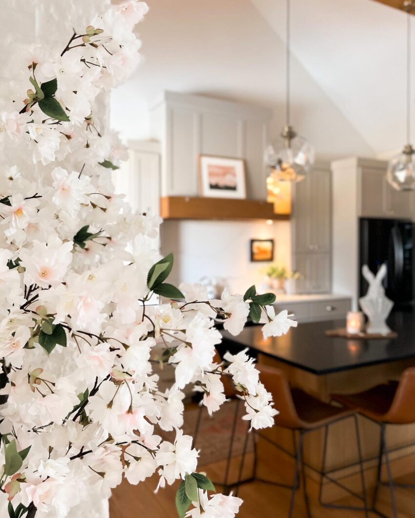 Spring Decor Must- Haves